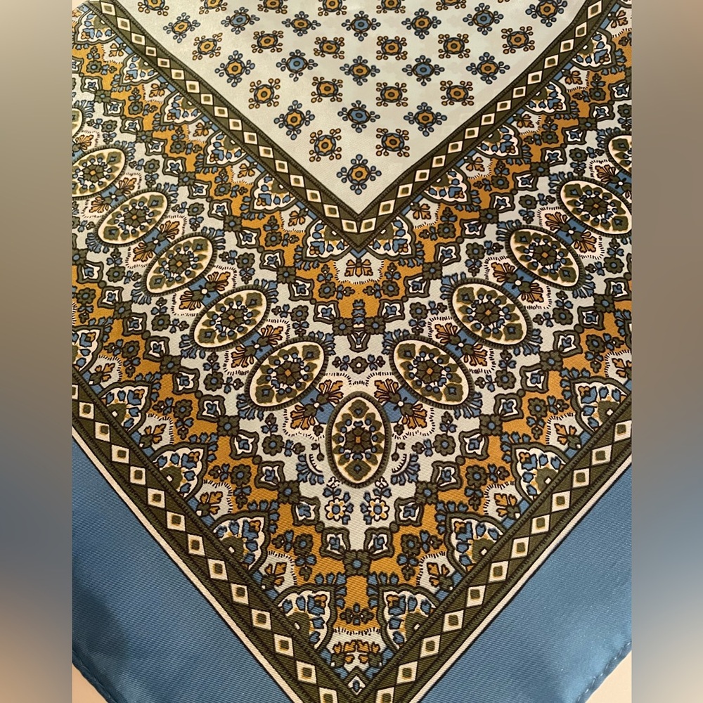 Vintage 1970’s Glentex Stylish Blue and brown Scarf